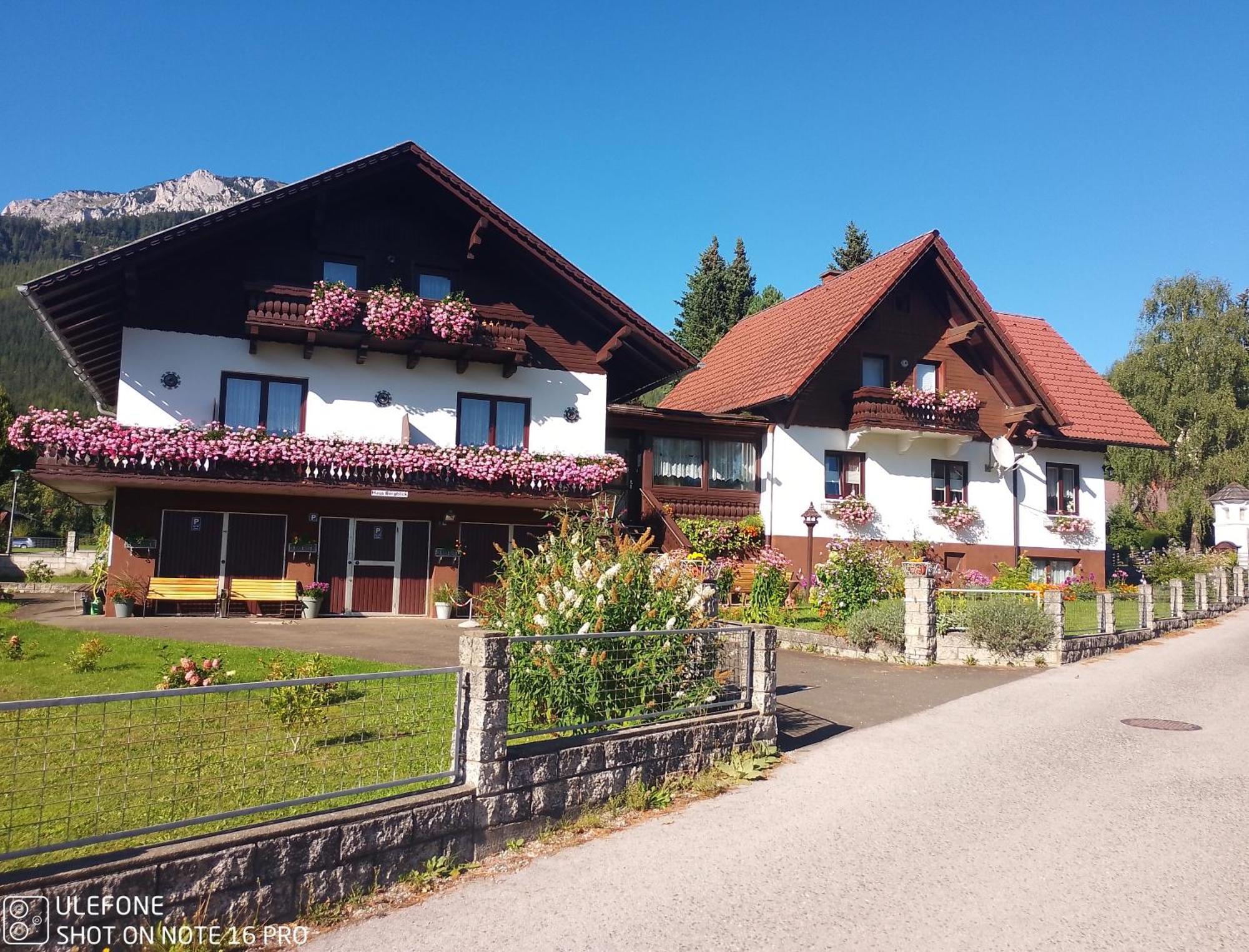 Haus Bergblick Fruehstueckspension Oberort Eksteriør bilde